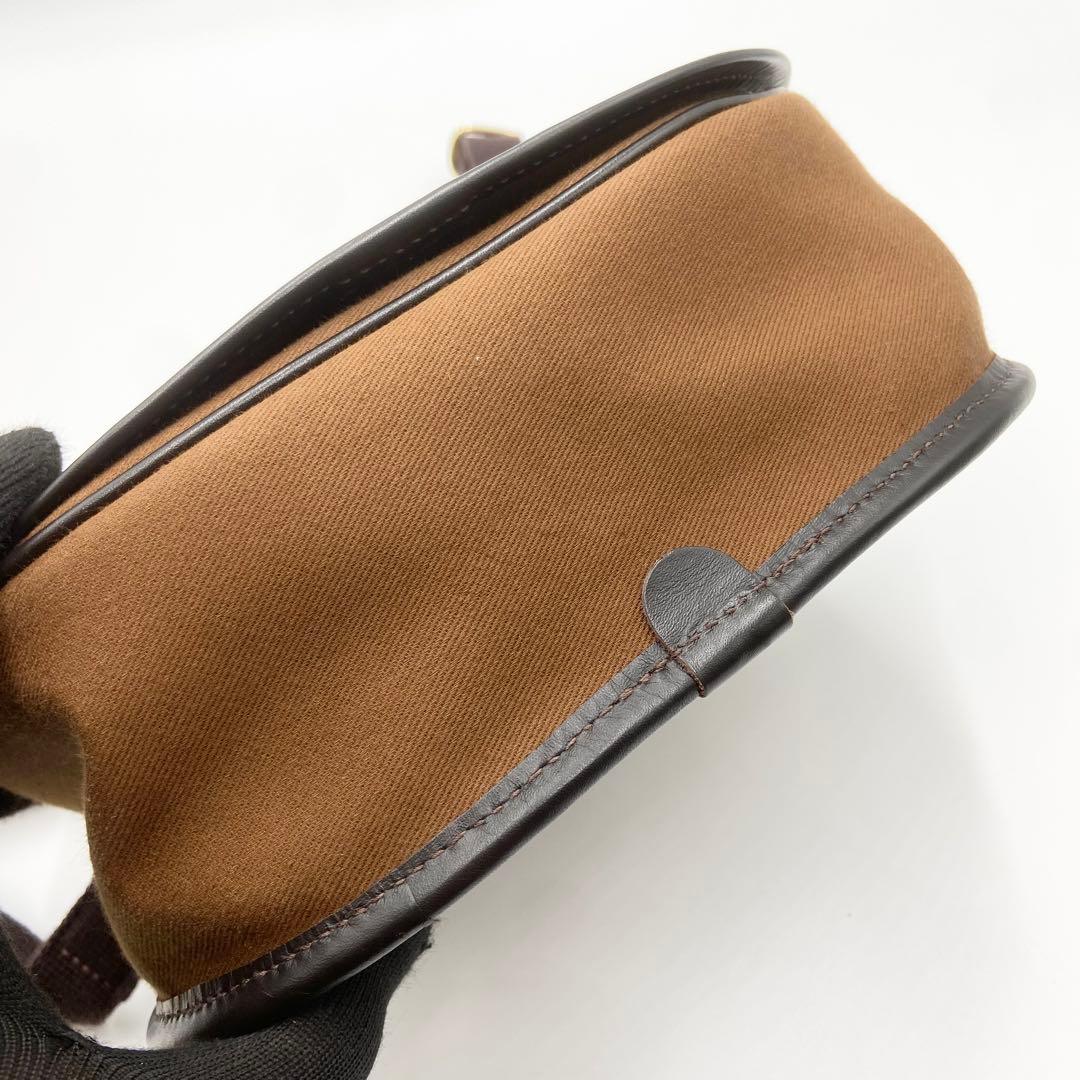極美品　Brady AIRE ブレディ エアー　ショルダーバッグ　ブラウン