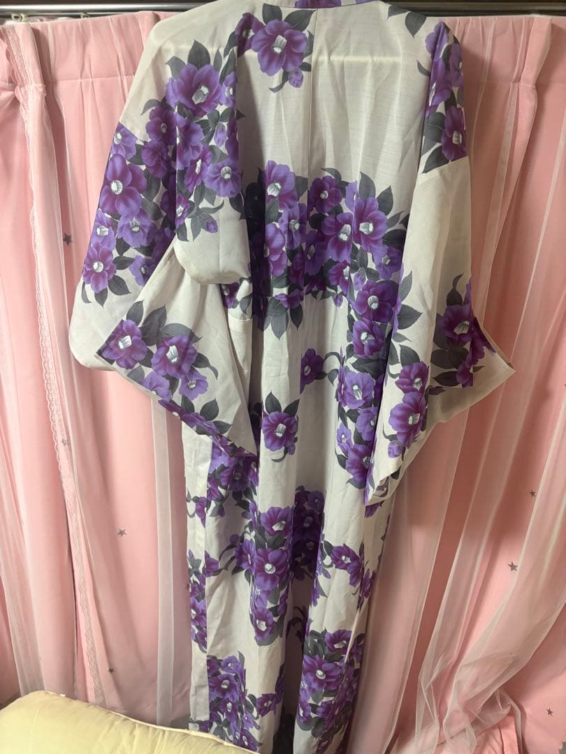 紫色　花柄 浴衣 フリーサイズ　帯付き