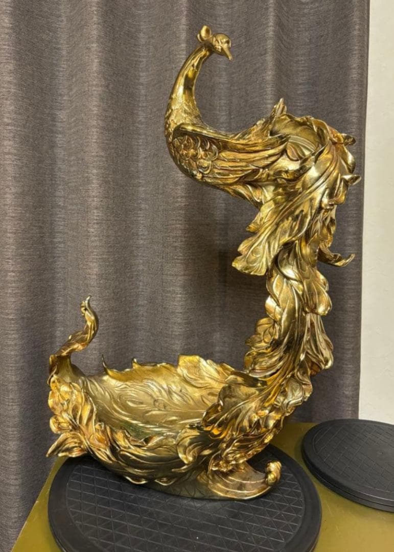 孔雀デザイン 金色装飾品 約50cm