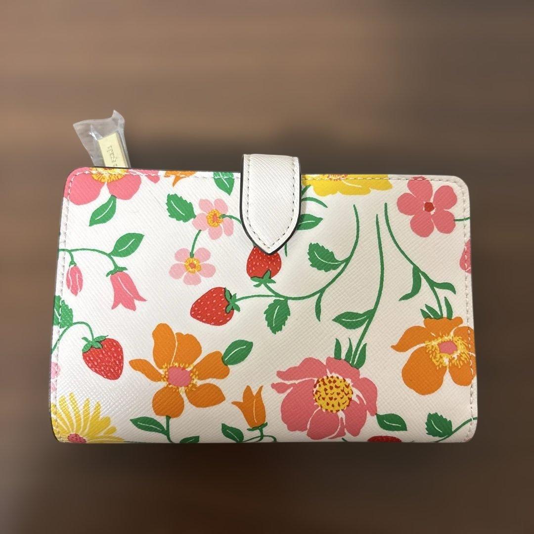 ケイトスペードニューヨーク 二つ折り財布 花柄 ウォレット　未使用