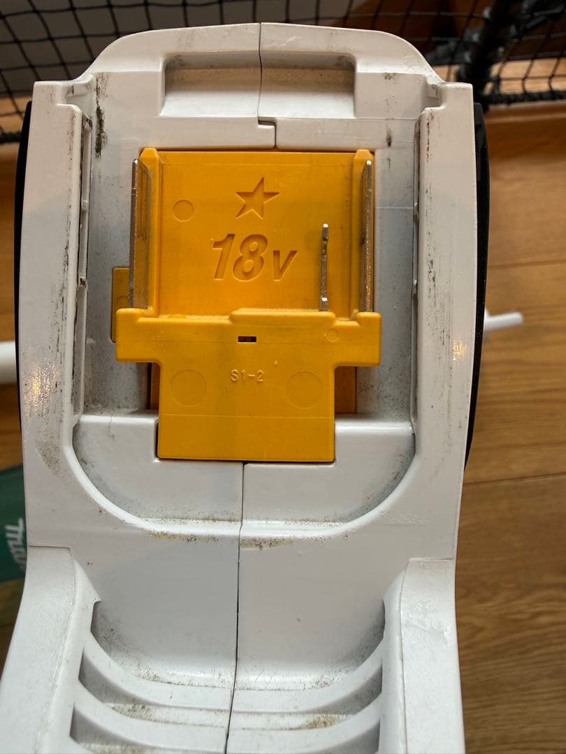 Makita CL182FD 掃除機 18V