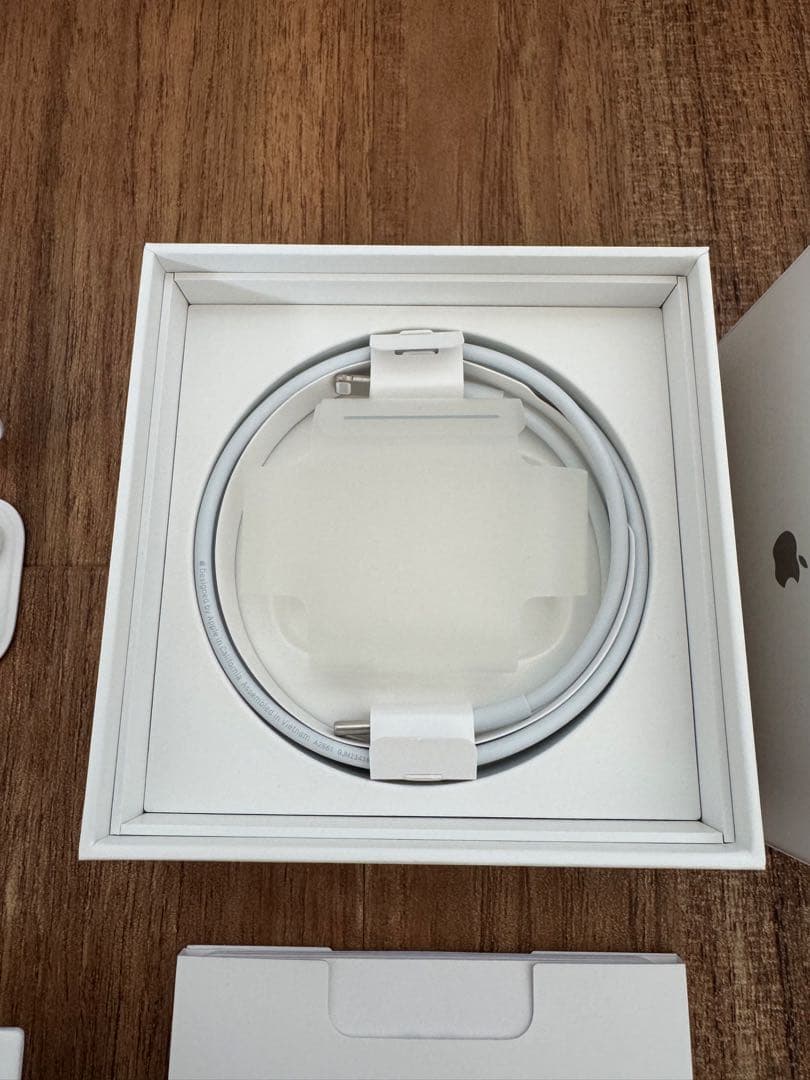 【中古】Apple AirPods Pro2 ライトニング端子モデル