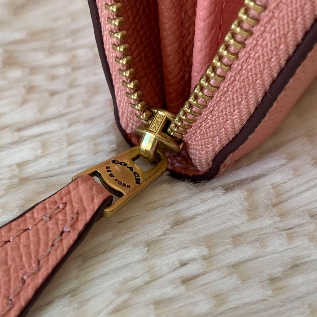 極美品【COACH】コーチ スモール ジップ アラウンド カード ケース