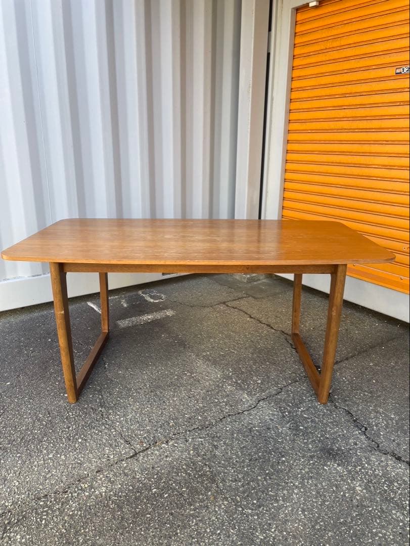 東京インテリア　木目調 長方形ダイニングテーブル 中型