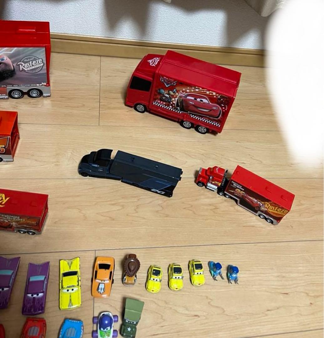 カーズ、ミニカー（ミゲルカーミノ、8番、マック）