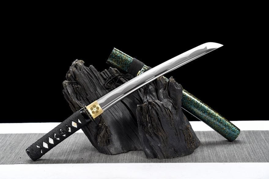 【氷魂短刀】日本刀 模造刀 居合刀 斬馬刀 龍泉剣 清剣 唐刀 漢剣