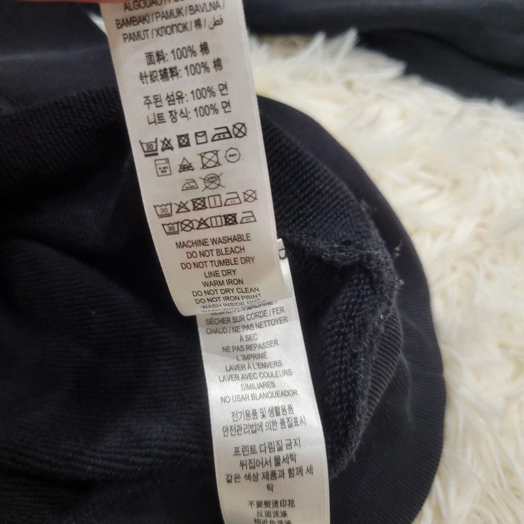 BURBERRY　ブラック　ロゴ　お洒落　トレーナー　スウェット　パーカー