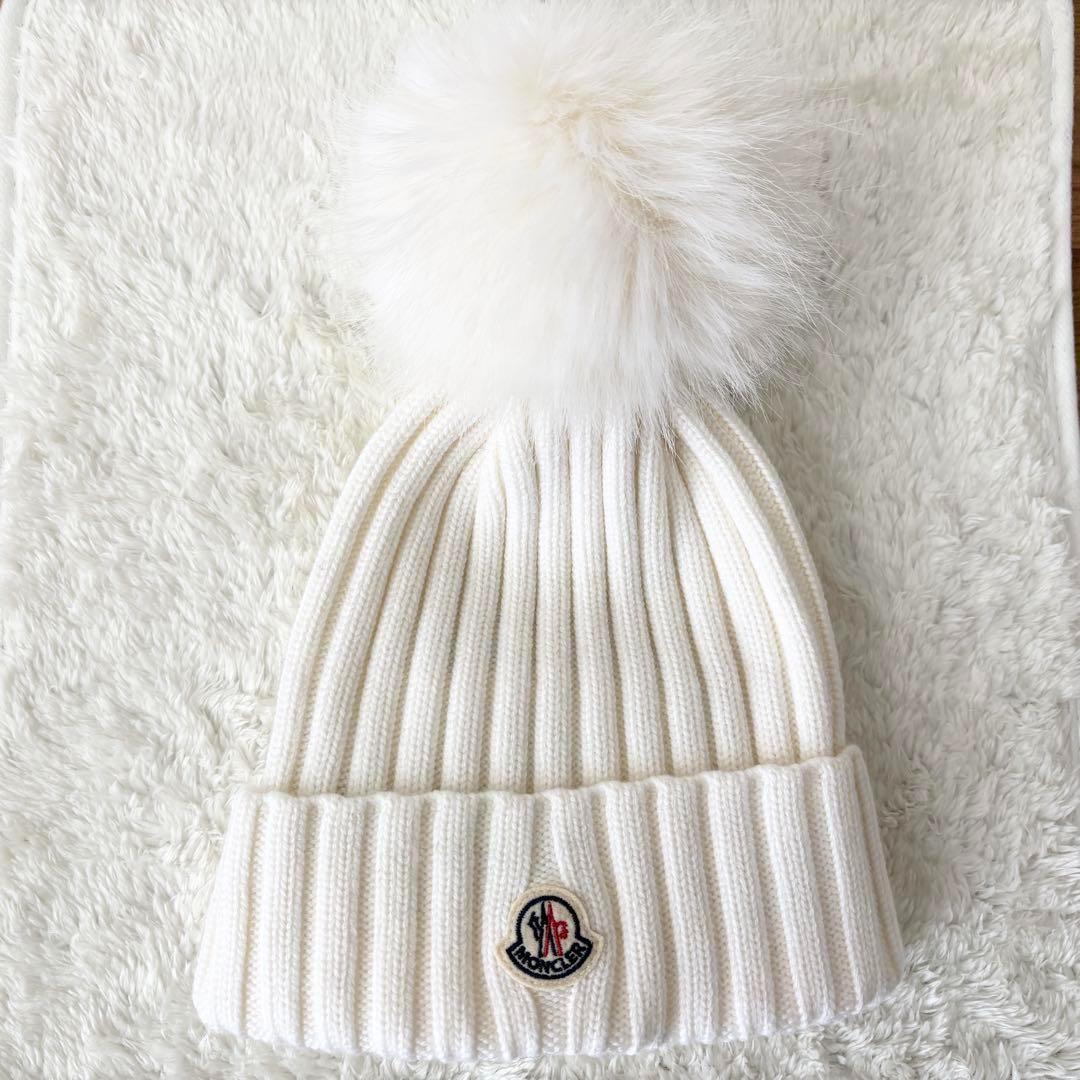 【新品未使用】MONCLER モンクレール ニット帽 白色