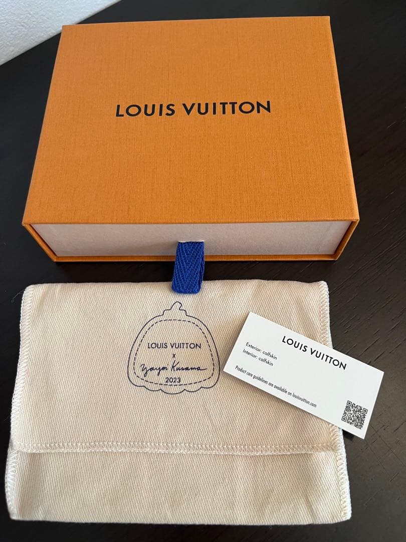 LOUIS VUITTON × 草間彌生 ポルトモネロザリ
