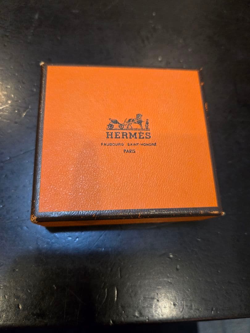エルメス グローブホルダー箱つき