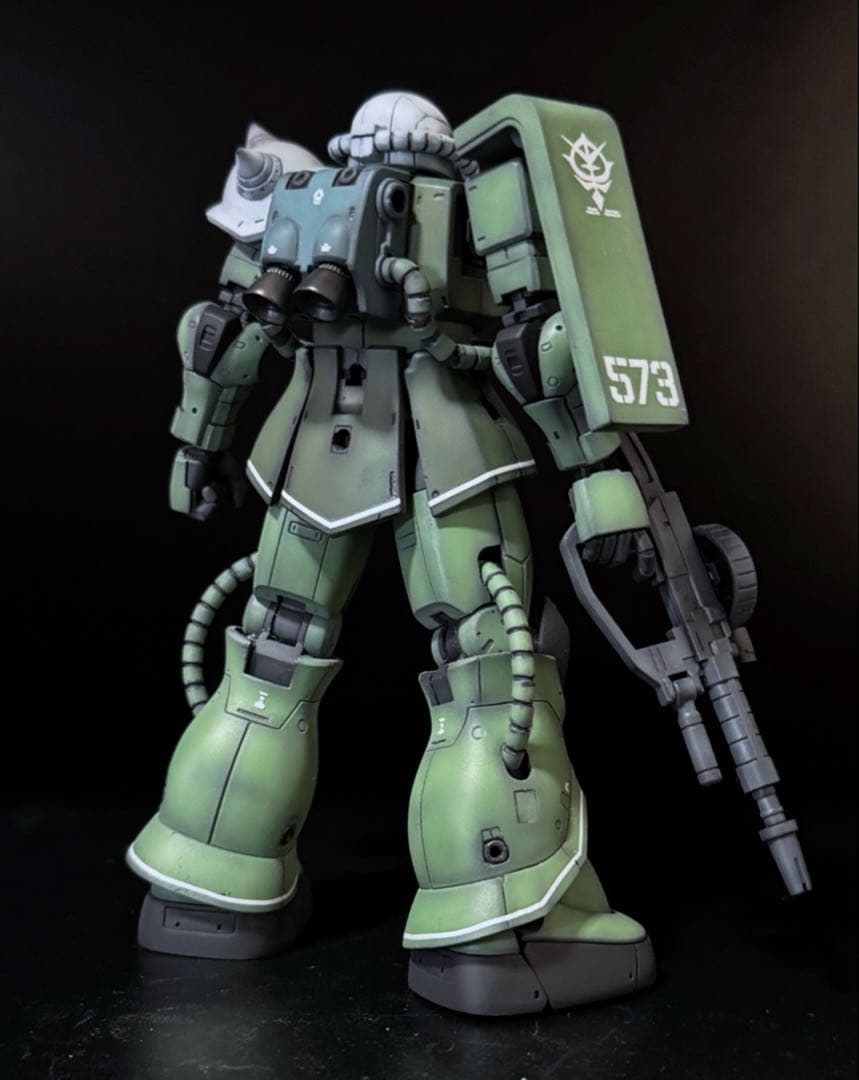 HG 1/144 ザクⅡ F型シン・マツナガ専用機 ガンプラ全塗装完成品