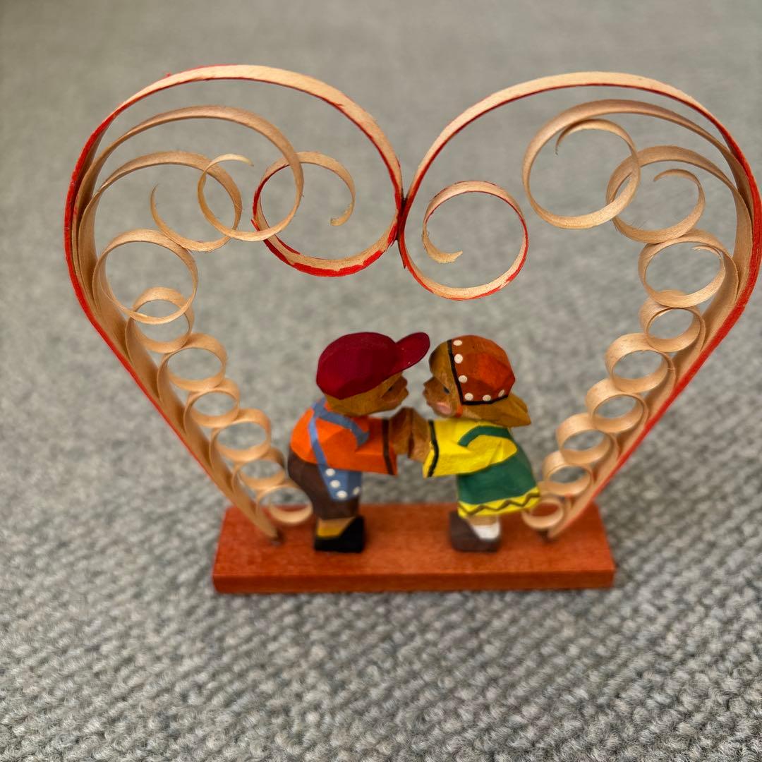 ヴィンテージ　expertic 木製工芸品《ハートアーチの男の子と女の子》