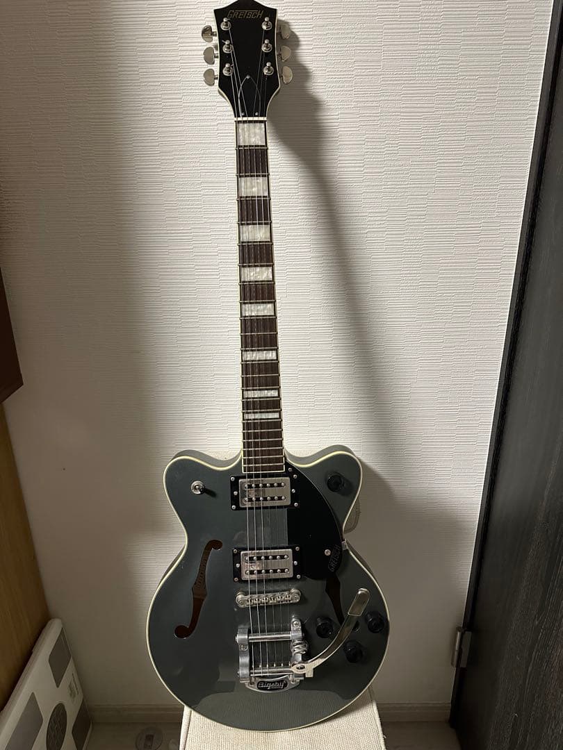 GRETSCH G2622T Streamliner グレー