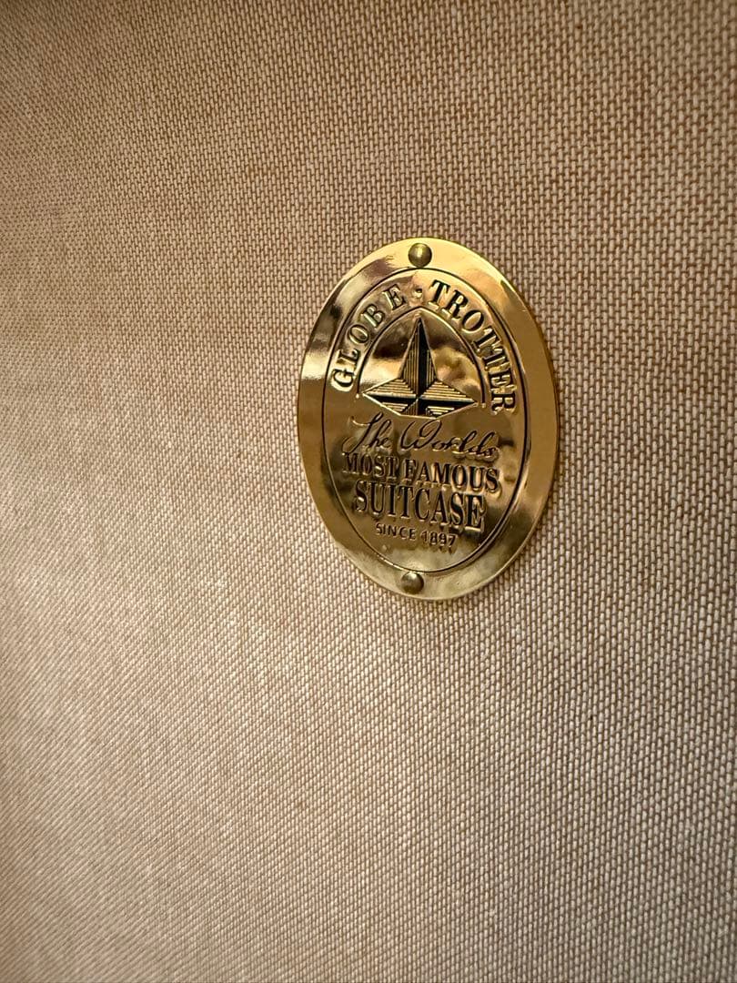 グローブトロッター ラージスーツケース74L
