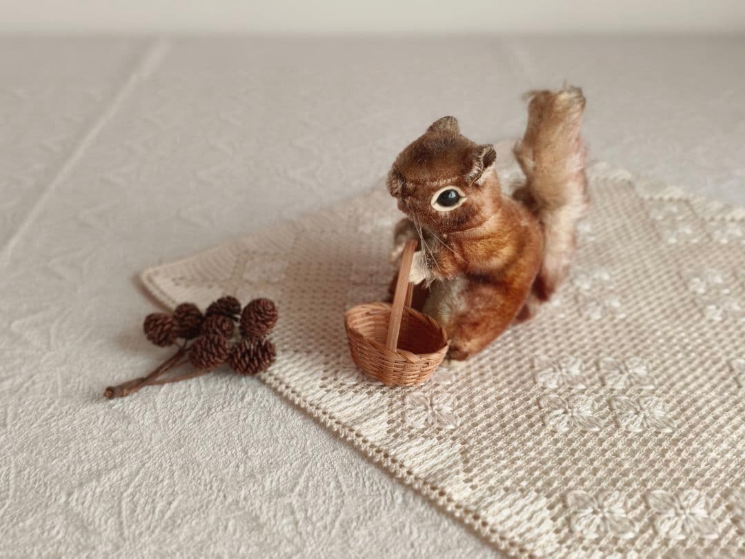 【ひまわりさま】vintage ♡ フランスに憧れている リスちゃん