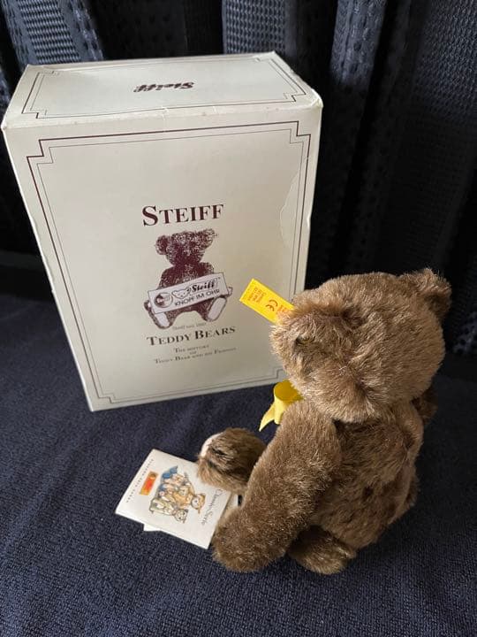 ドイツシュタイフ社製クラッシックテディベア25cmダークブラウンゴールドリボン