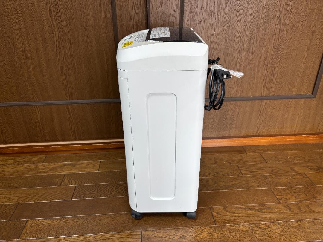 【アイリスオーヤマ】オートフィードシュレッダー クロスカット AFS100C