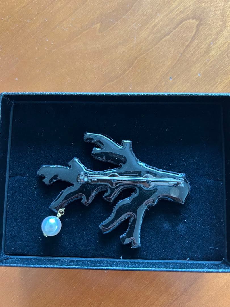 Maison des perles サンゴブローチ 小林モー子