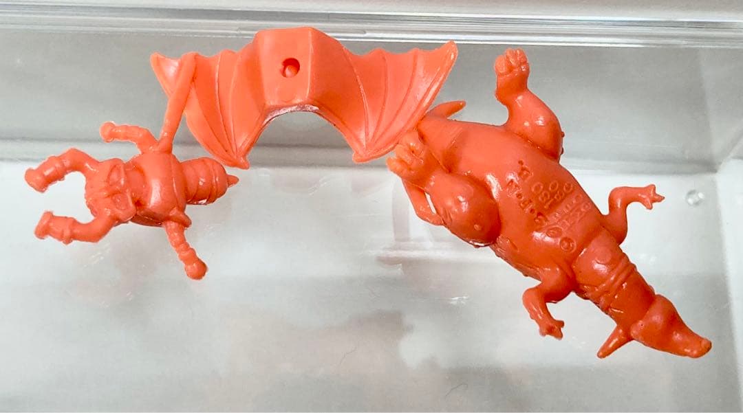 【当時モノ】ドラクエ　消しゴム　ドラゴンライダー　未切り　赤　ドラケシ