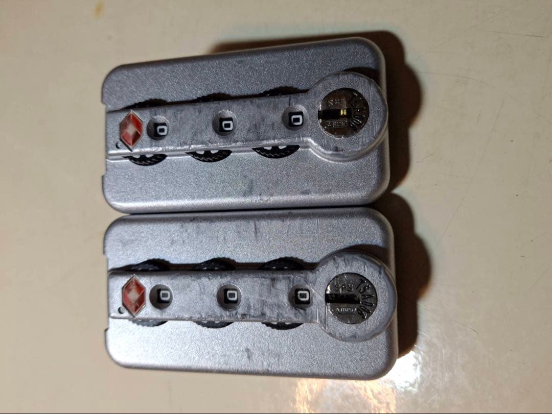 リモワ　パイロット　TSA ロック　2個セート