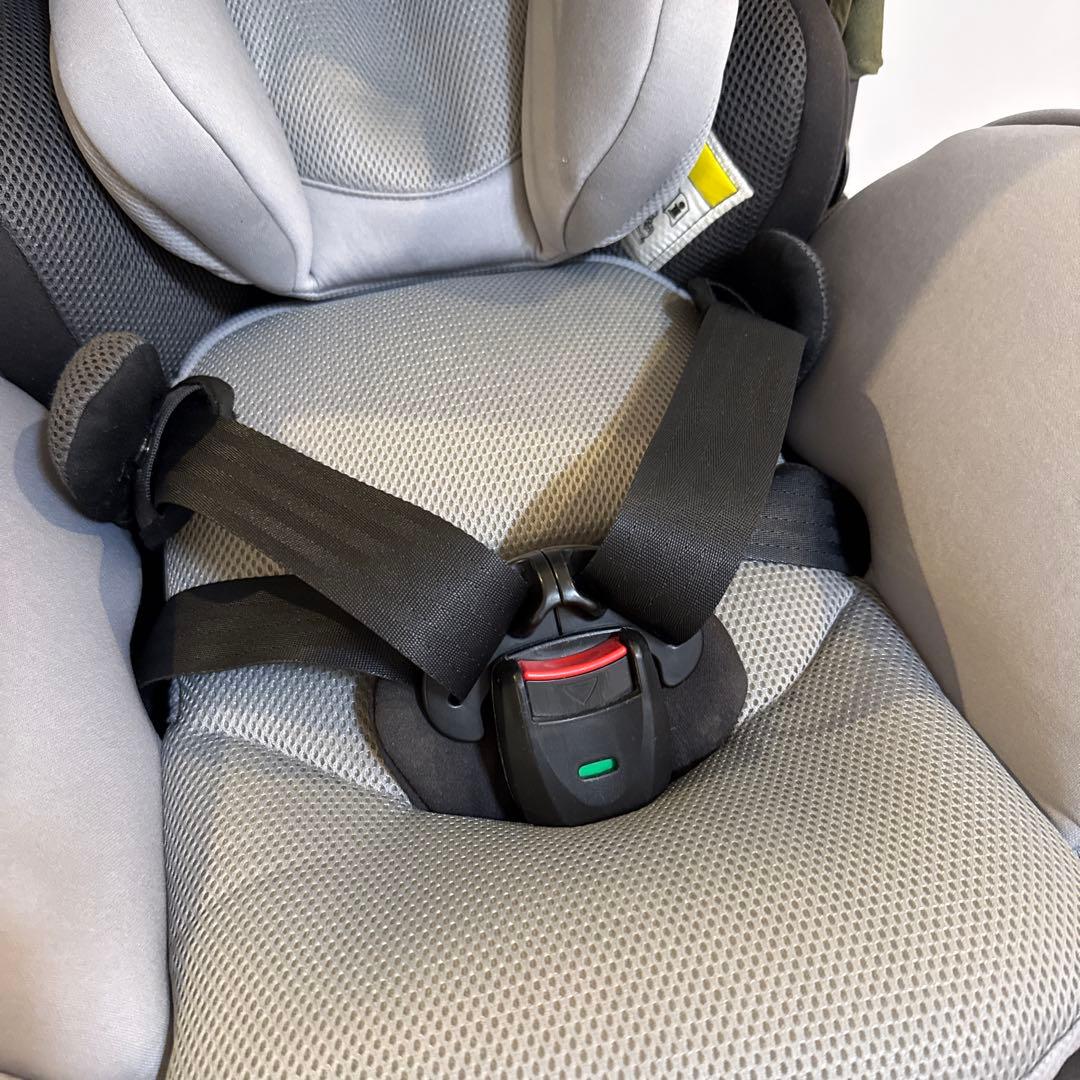 【Combi】チャイルドシート コンビ 新生児 theS カーキ エッグショック