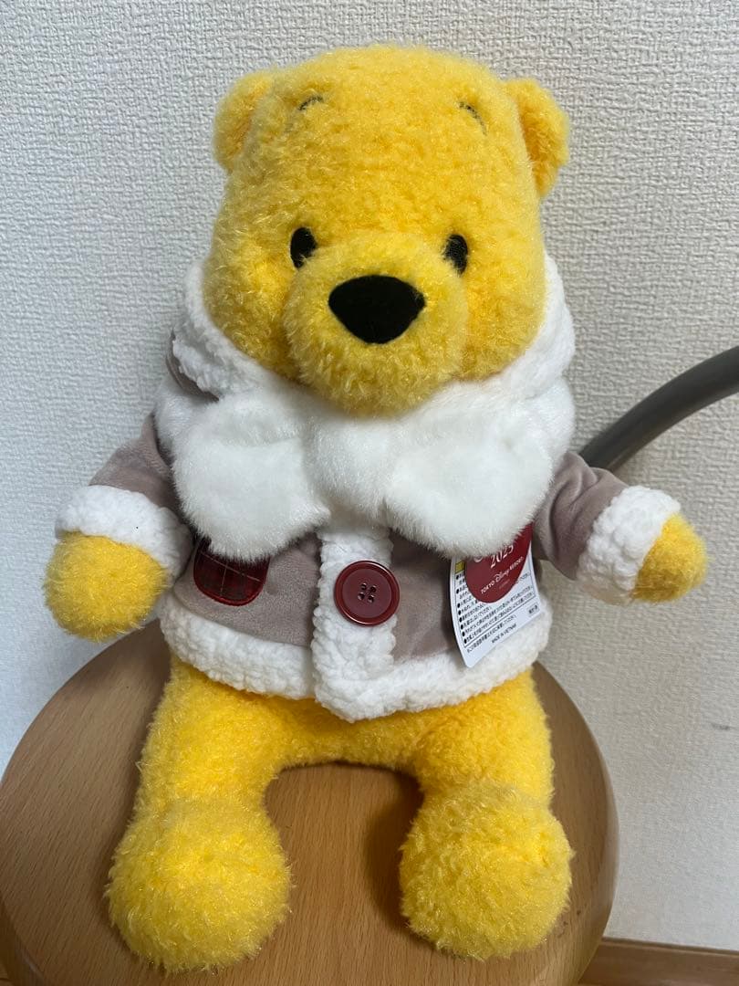 くまのプーさん　ぬいぐるみ　クリスマス　ディズニー　2025 新品タグ　ダッフル