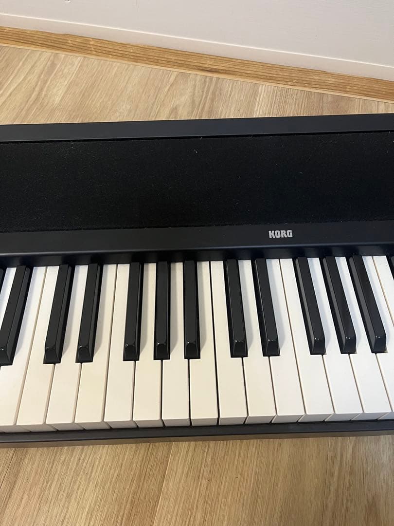 KORG B2N 電子ピアノ88鍵　ペダル　譜面台