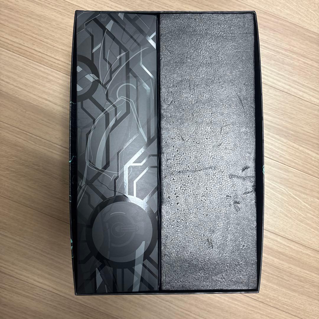 ホットトイズ アイアンマン　マーク4(ネオンテック版)[パワードスーツ装着機付]