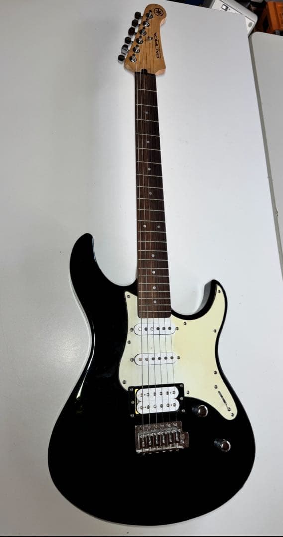 YAMAHA PACIFICA PAC112V ヤマハ パシフィカ エレキギター