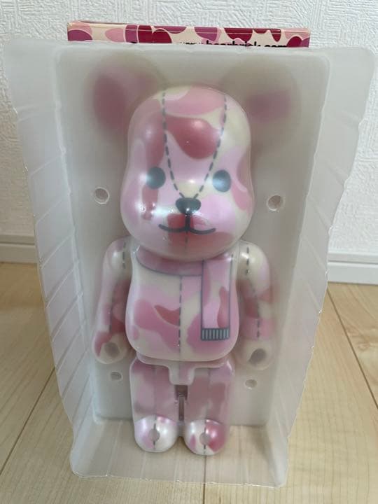 BAPE PLAY APE エイプ ベアブリック 400%