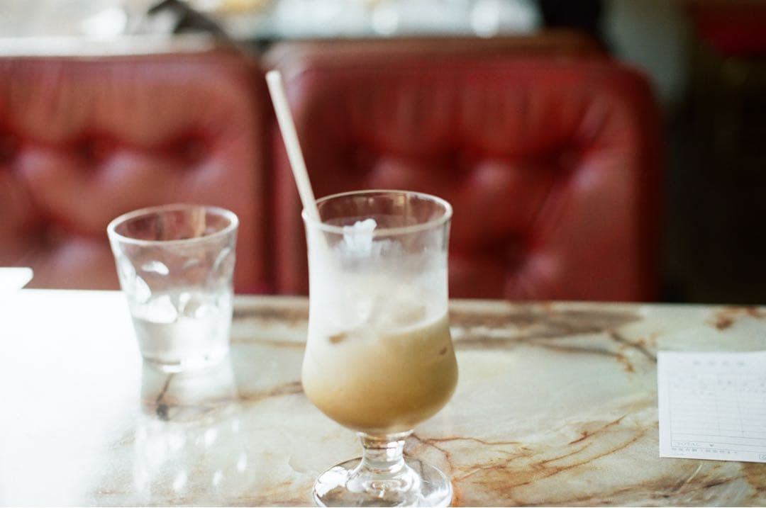 作例あり Canon AV-1 フィルム一眼レフカメラ レンズ3本 動作確認済み