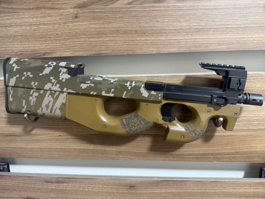 東京マルイ　P90 TR 電動ガン カスタム品プレジション風カット　perun他