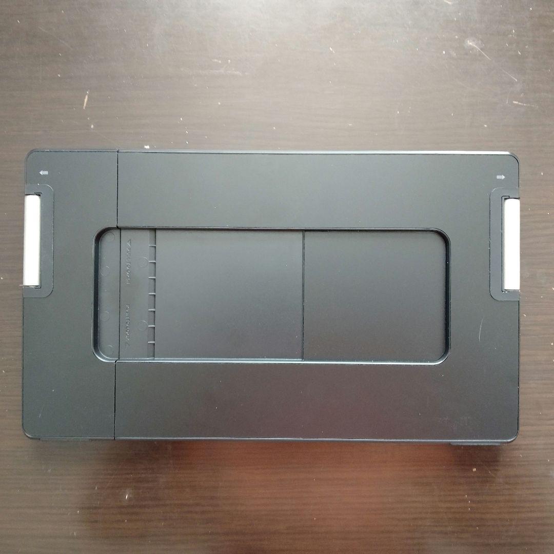 15.6インチトリプルモニター