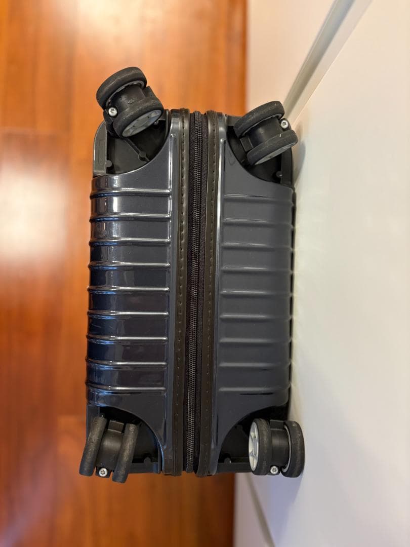 バッグ RIMOWA SALSA AIR 33L 825.52