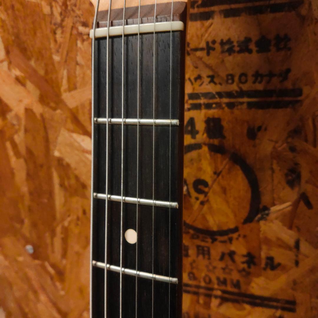 Squier Telecaster thinline セミホロウボディ ゴールド