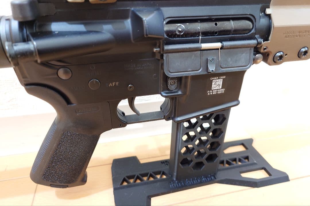 東京マルイ 次世代 M4 電子トリガー TITAN サマコバ