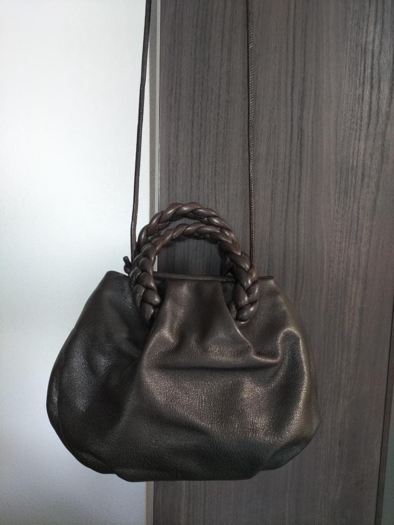 お値下げ☆HEREU Bombom ヘリューボンボン レザークロスボディバッグ