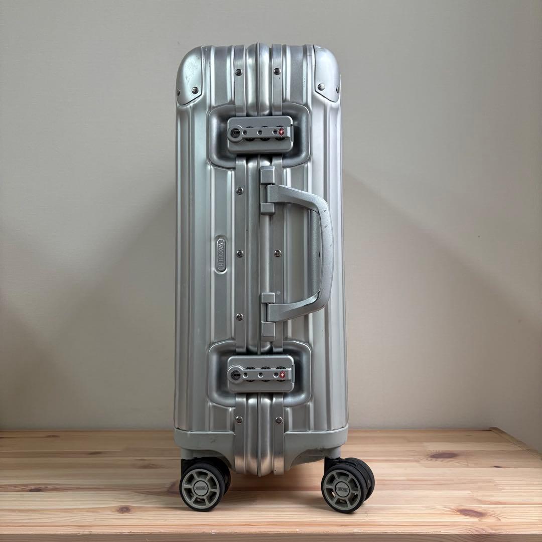 美品　RIMOWA TOPAS CABIN 32L キャリーケース　機内持ち込○