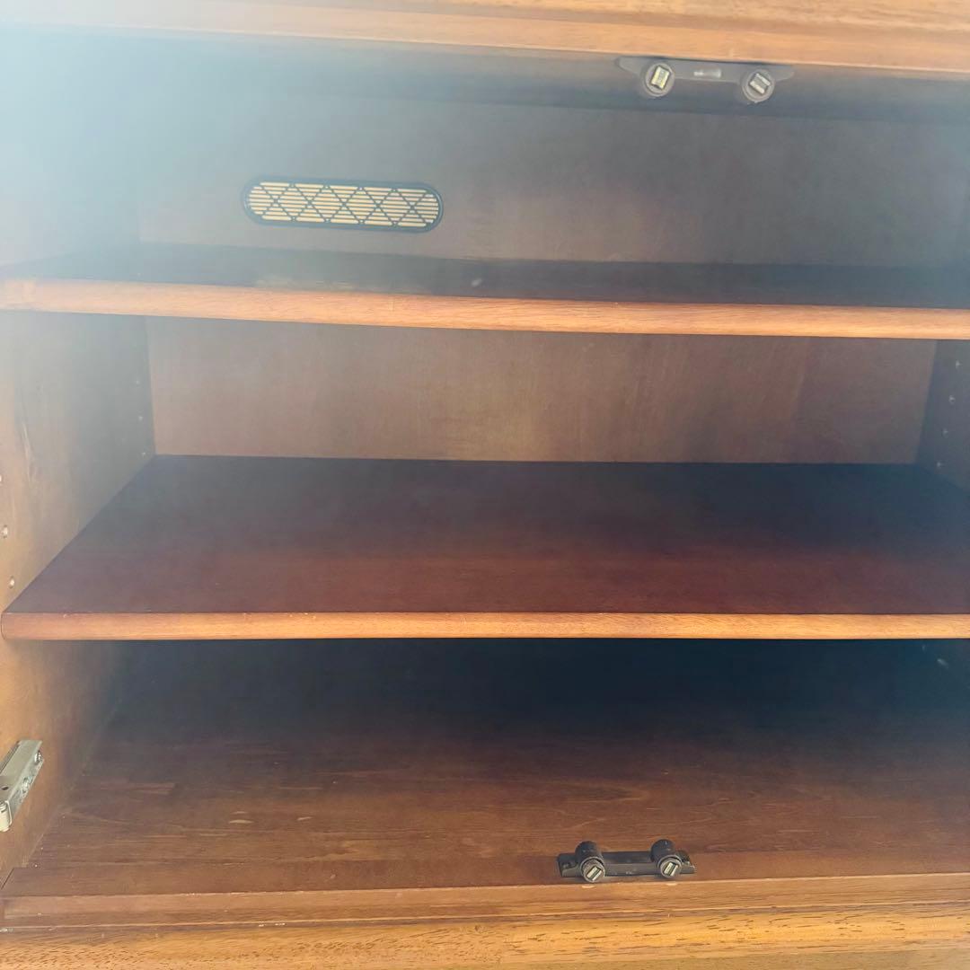 美品★カリモク サイドボード リビングボード キャビネット TVボード　飾棚