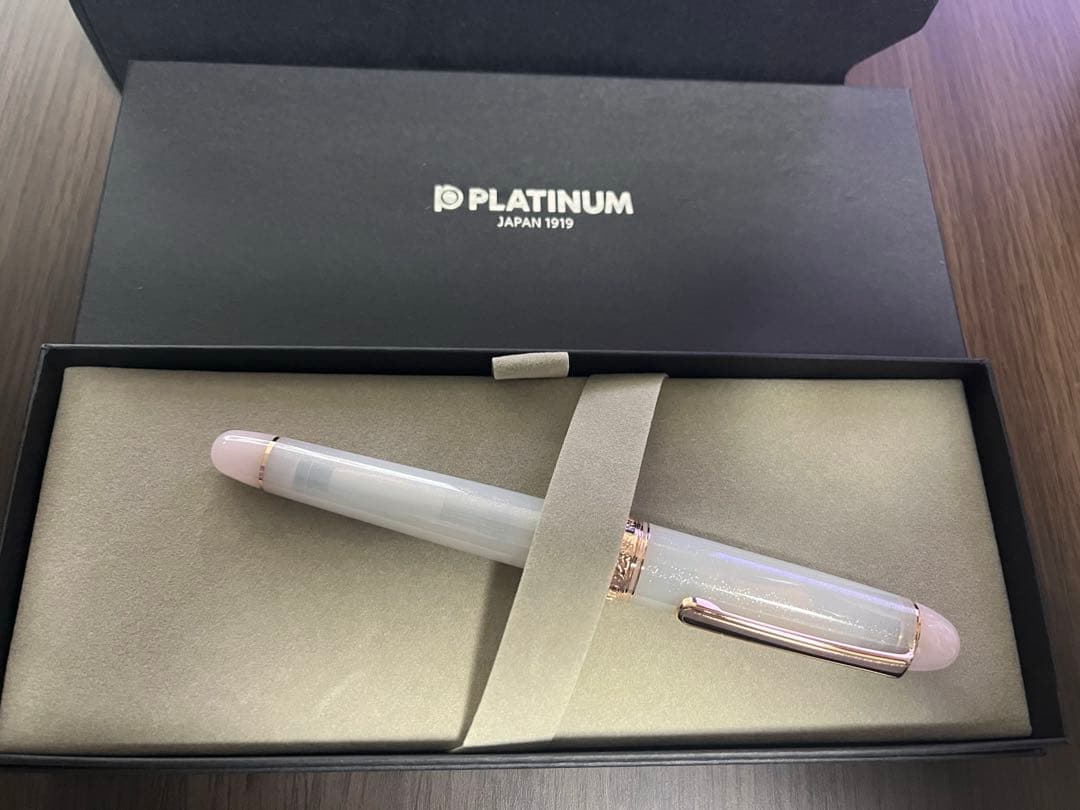 八文字屋 万年筆 初雪 中字M