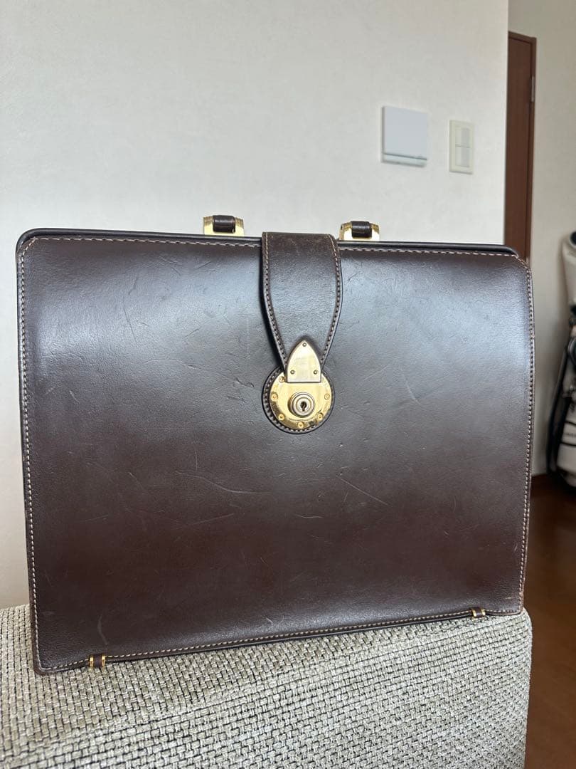 掘り出し物⭐️土屋鞄⭐️現行ロゴ‼️ダレスバック⭐️人気ブラウン‼️定価160,000円⭐️