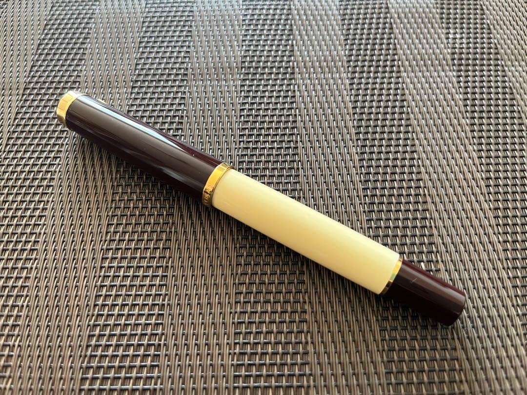 ペリカン　カフェクリーム　m200 EF