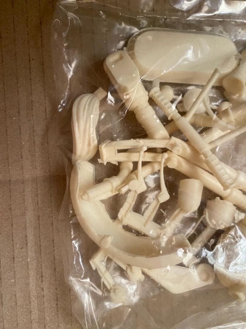 puzzle 初瀬野アルファ ヨコハマ買い出し紀行 ガレージキット