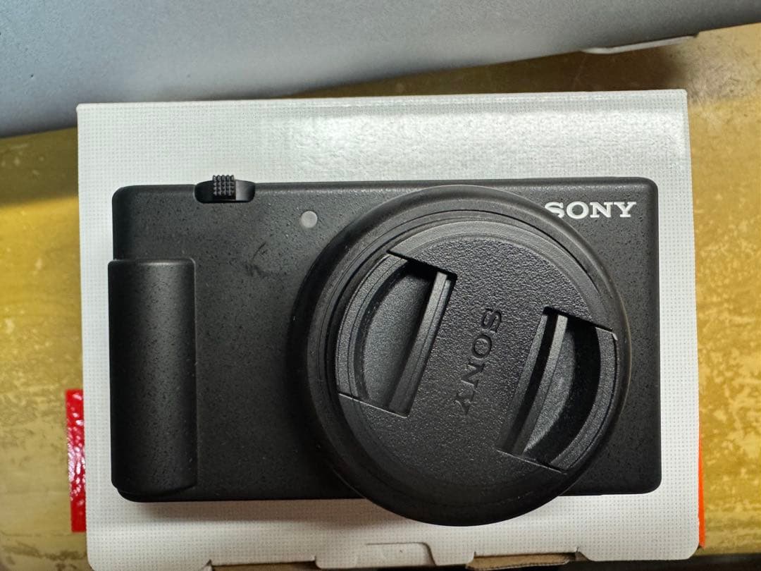 SONY ZV-1F ケース&SDカードつき