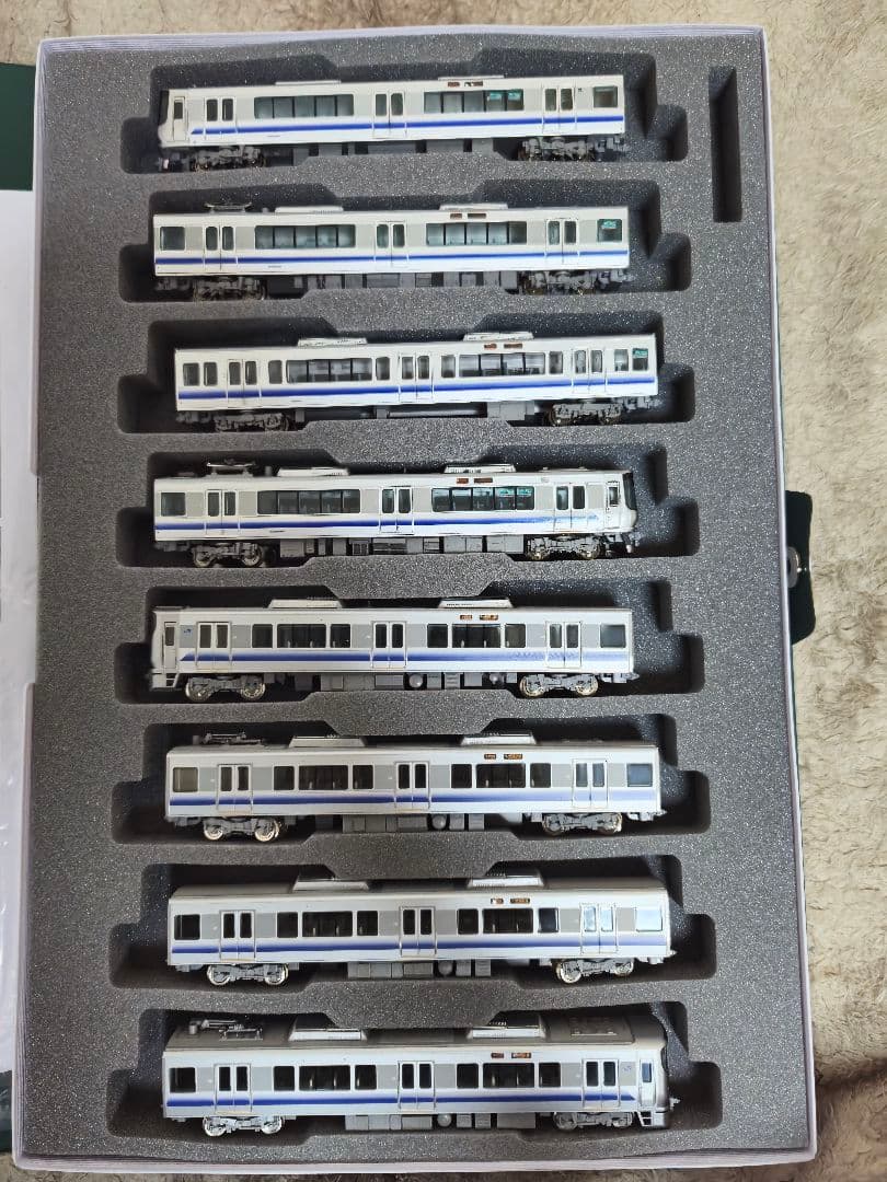 マイクロエース 223系2500番台+TOMIX 225系5000番台8両セット