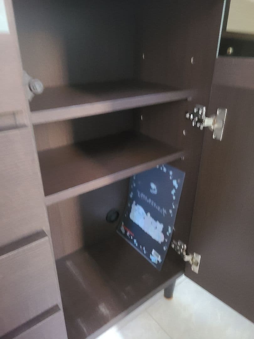 ミラーつきキャビネット&サイドボード