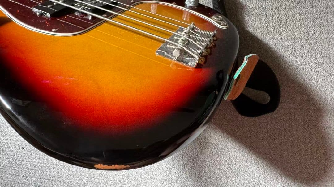 ベース Fender American Vintage II P Bass