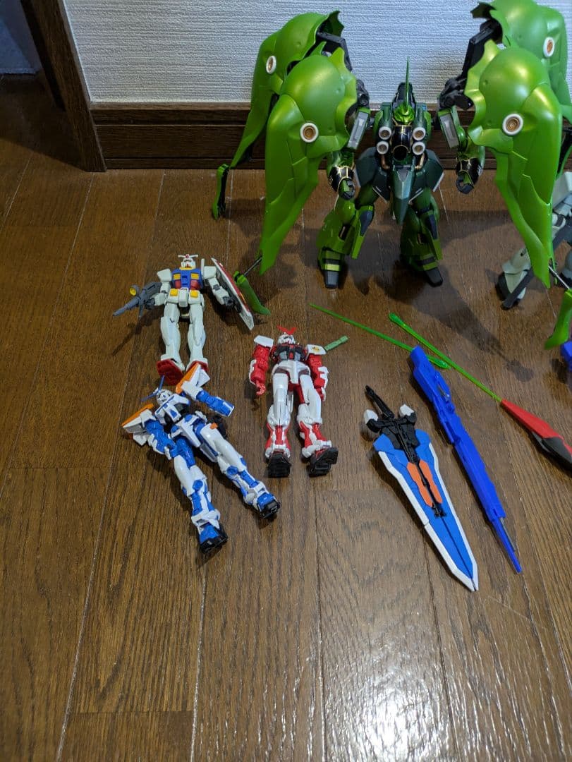 プラモデル ガンダム　ガンプラ　HG 他　スーパーロボット　ジャンク　武器