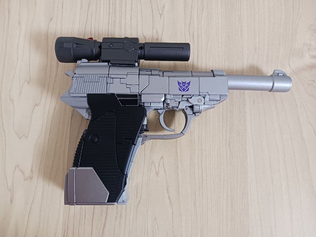 トランスフォーマー mp-36 メガトロン