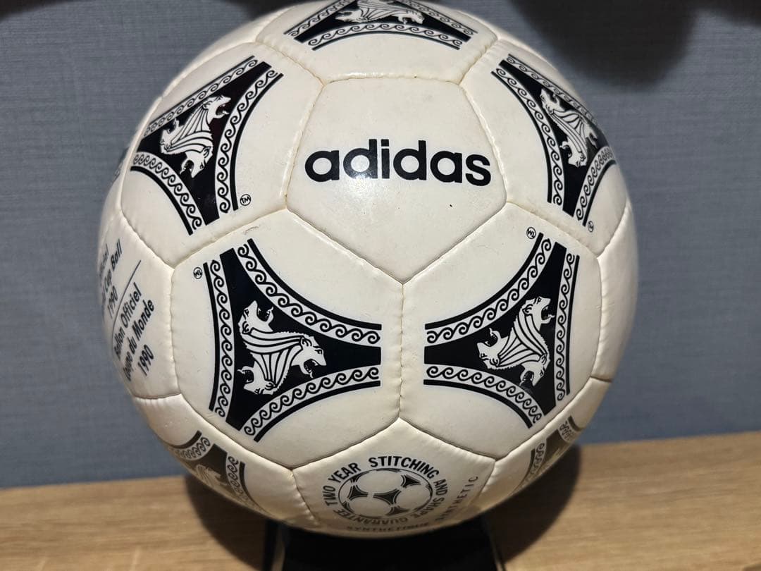 FIFAワールドカップ1990イタリア大会 公式試合球Adidas 5号球
